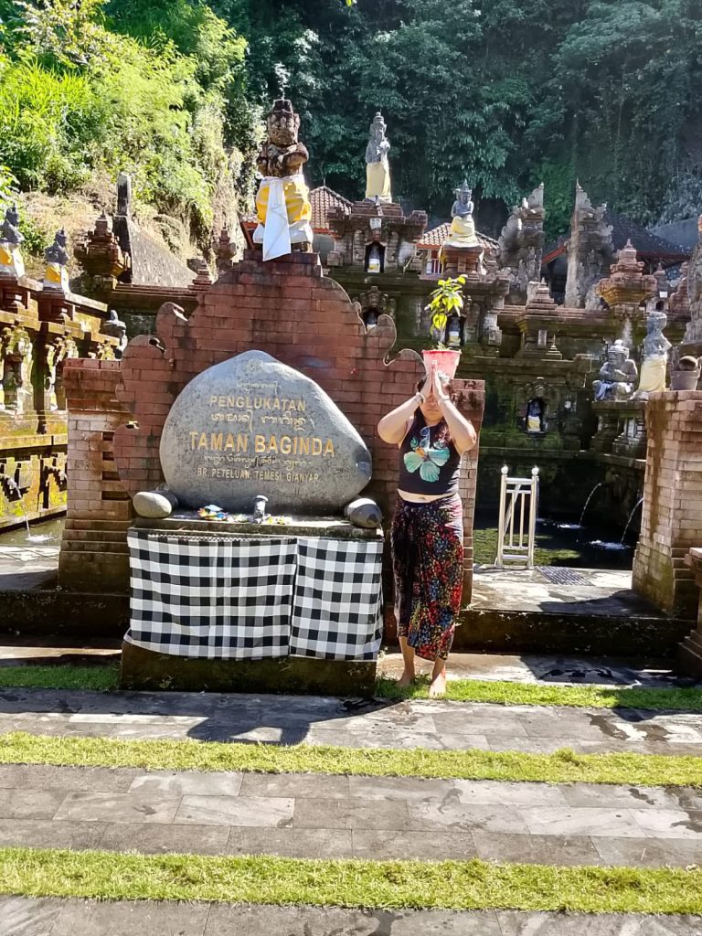 gianyar temple