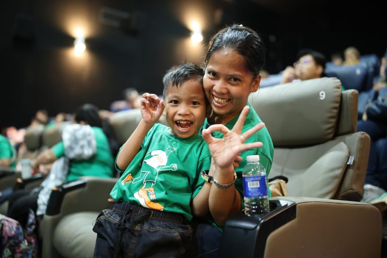 Firefly Lights Up National Autism Consciousness Week
